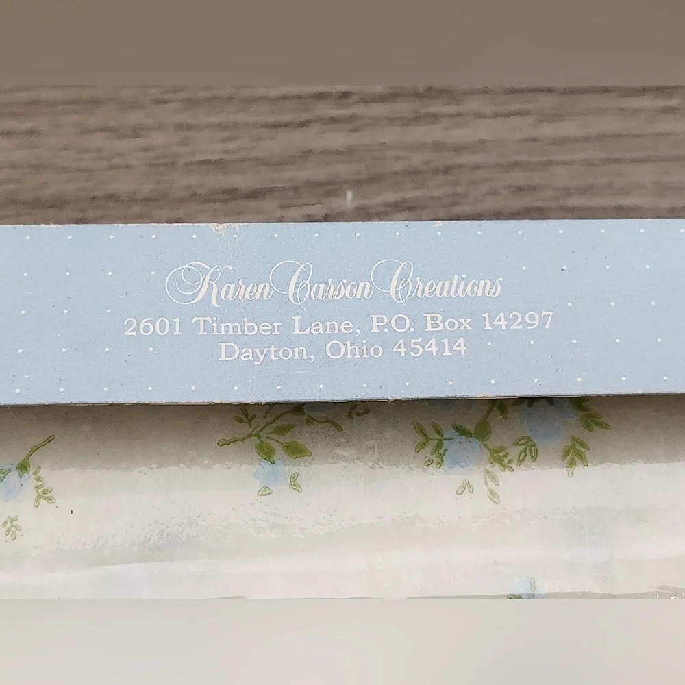Vintage Karen Carson Polyfab Floral Scented Drawer Liner